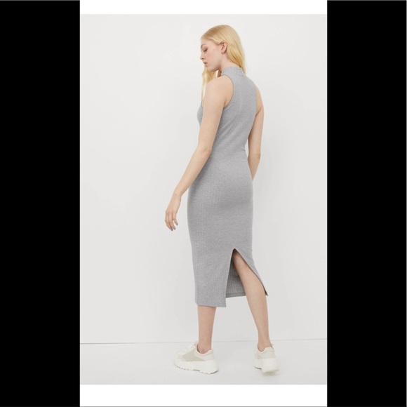 H&M RIBBED ZIPPERED COLLAR DRESS | size: XL - Picture 2 of 5